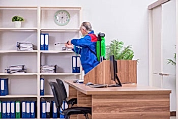 EM-Empresa-de-Aseo-en-Santiago-servicios-de-Sanitización-y-Desinfección-COVID-19